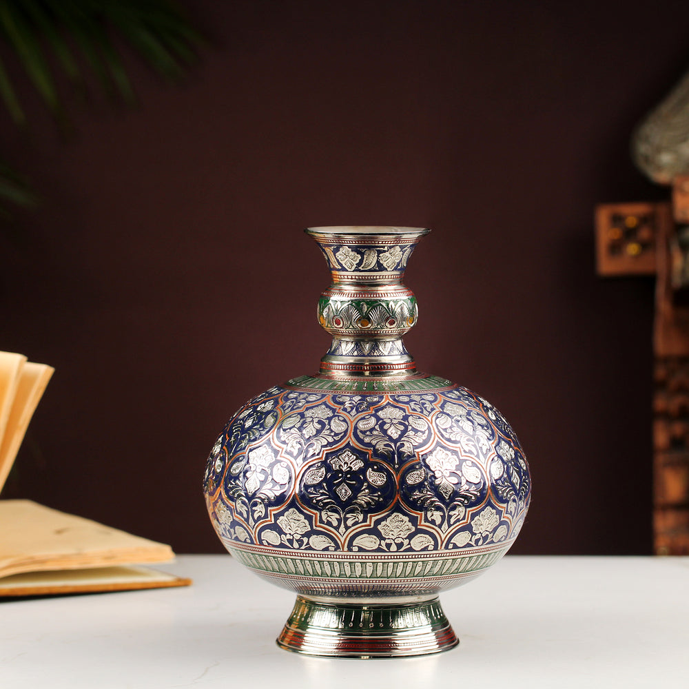 Neel Pushpa Vase