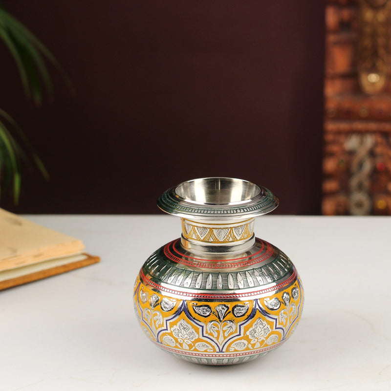 Peet Pushpa Lota
