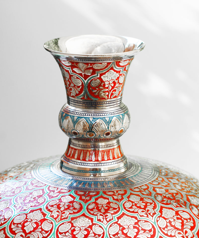 Manik Rajat Vase